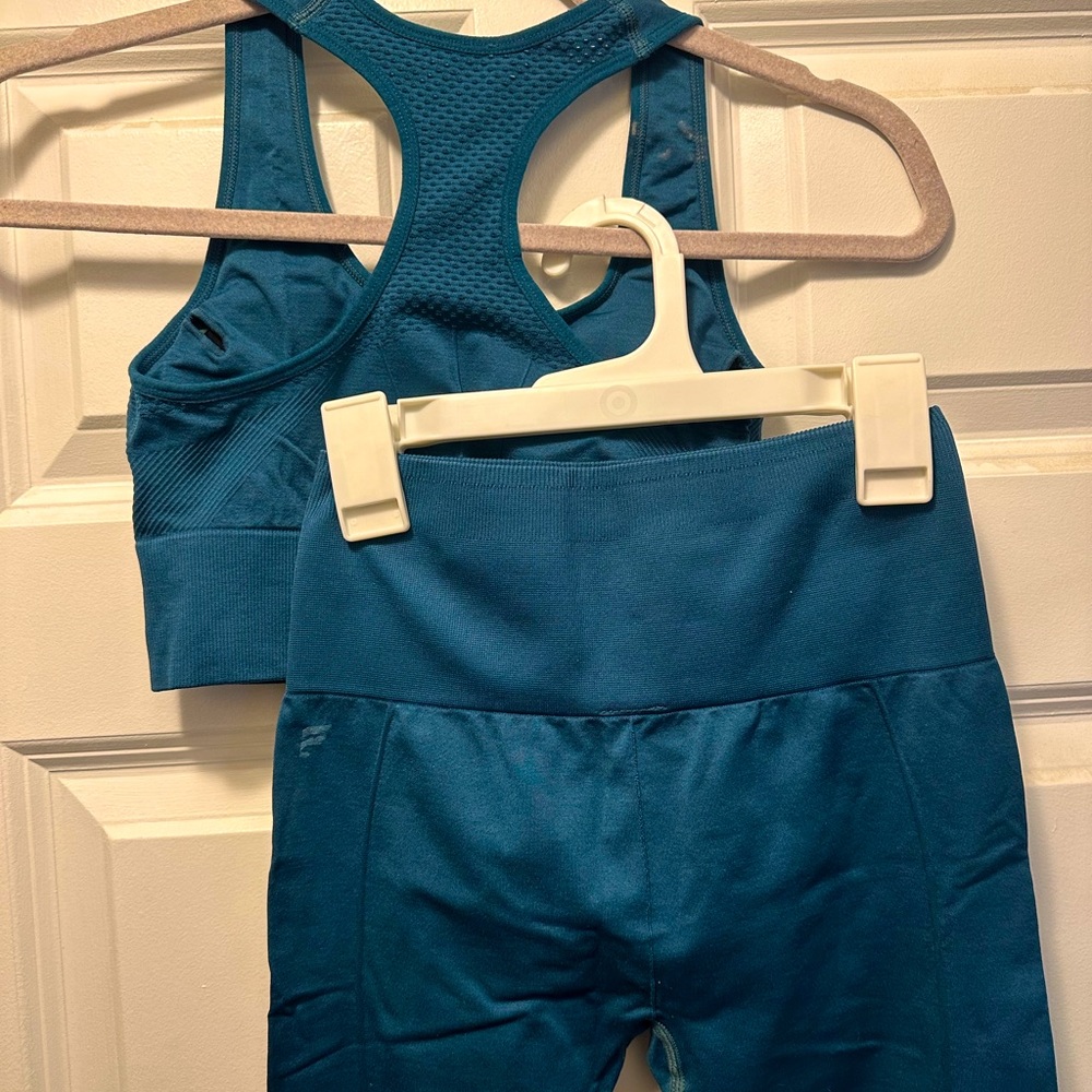 Fabletics Athletic / Workout Set